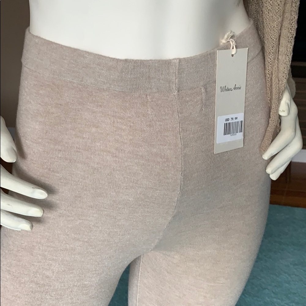 NWT Whitea Annie theater soft leggings - Picture 2 of 6
